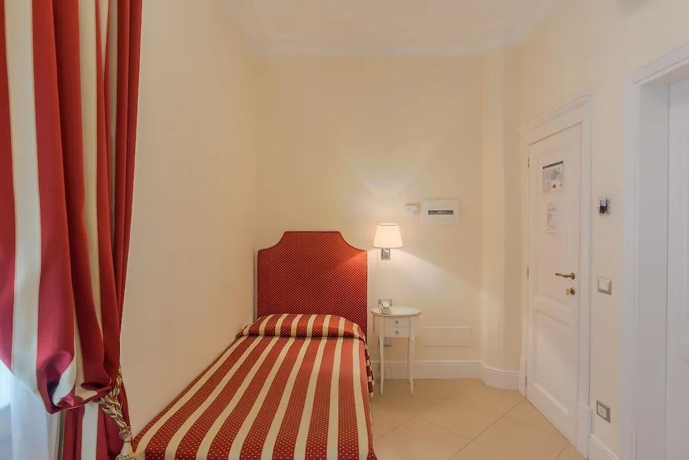 Hotel Dei Macchiaioli Florence 3*,  Italy